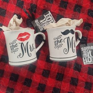 Mrs and Mr mugs set